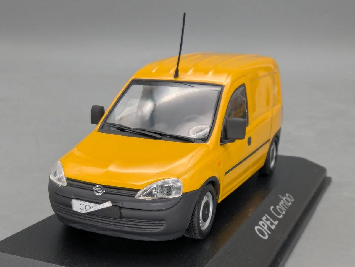 Modellautos 1:43 Minichamps Opel Combo gelb mit Dealer OVP
