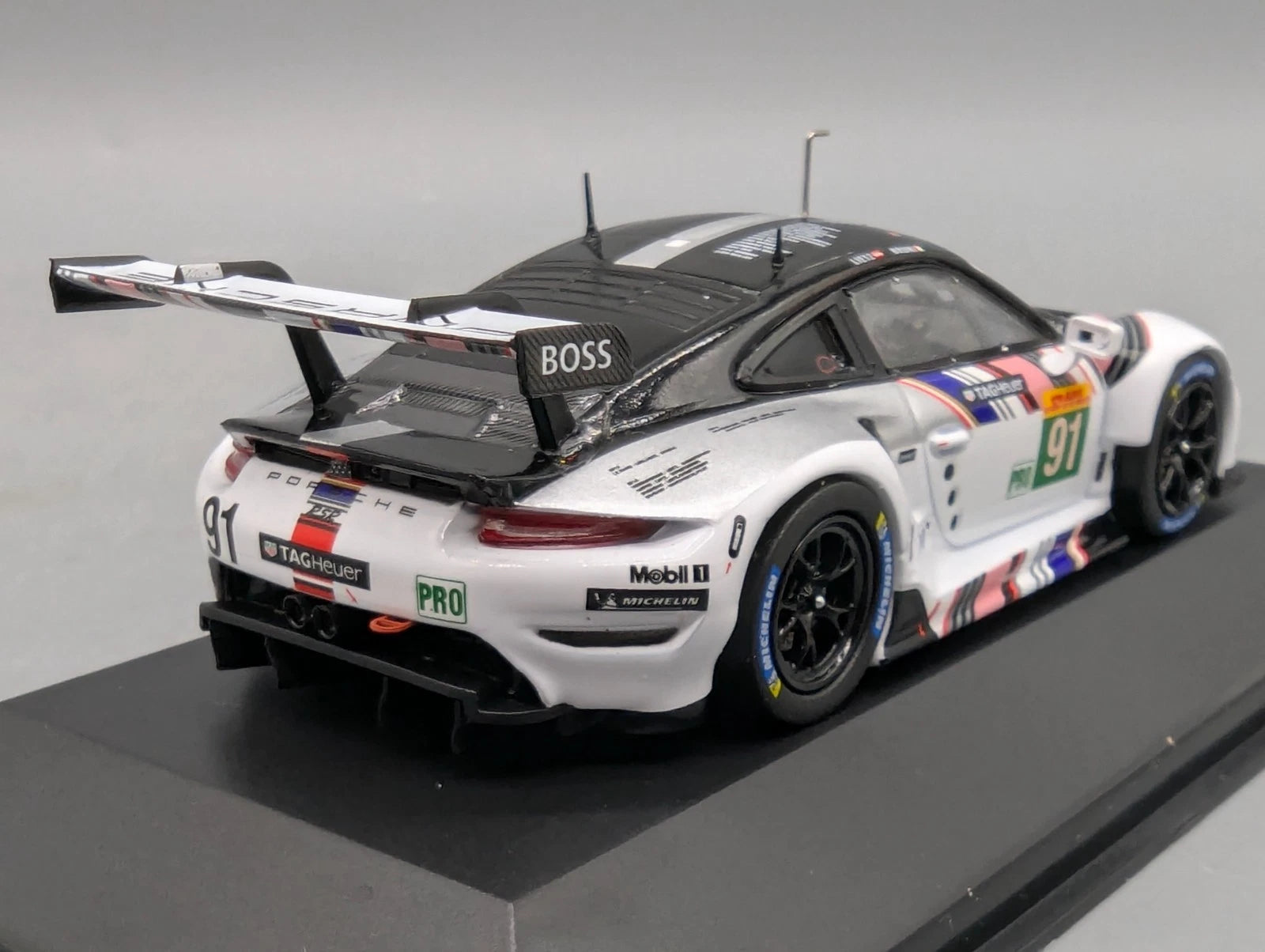 Modellautos 1:43 IXO Porsche 911 RSR WEC 8h Bahrain 2022 #91 Bruni Lietz mit OVP
