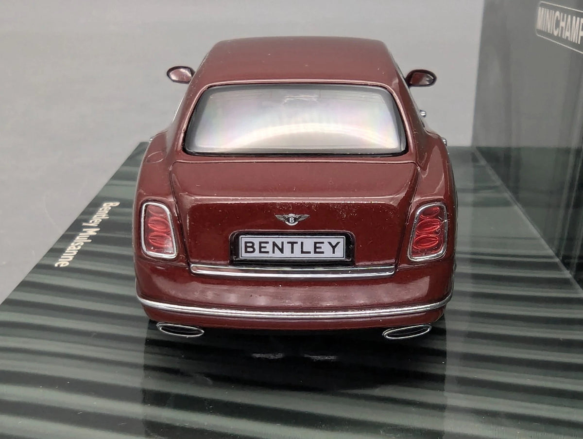 Modellautos 1:43 Minichamps Bentley Mulsanne 2010 Rot Red Metallic mit OVP