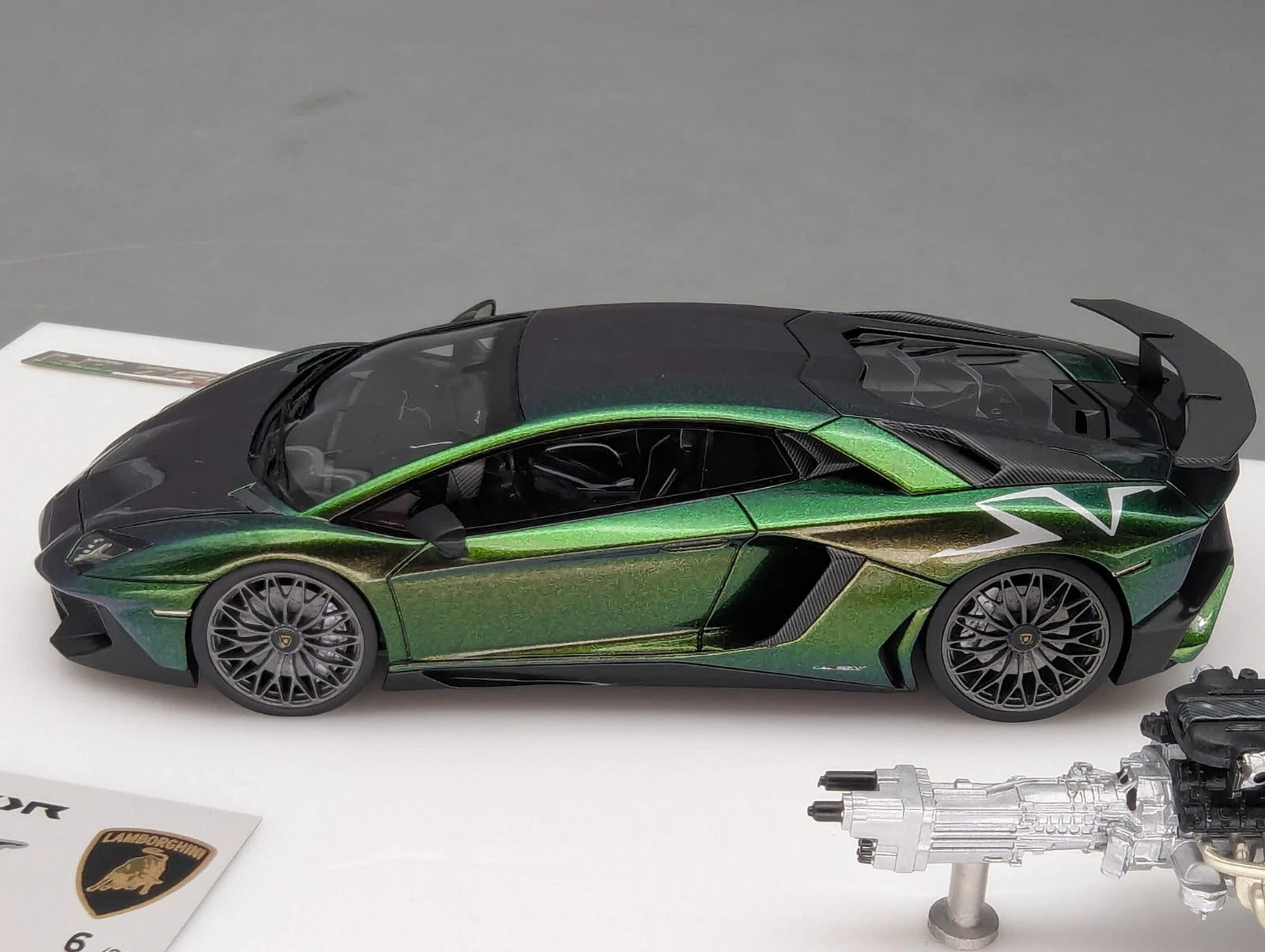 Eidolon Make Up 1:43 Lamborghini Aventador LP750-4 SV 2015 Engine Set 06/30 OVP