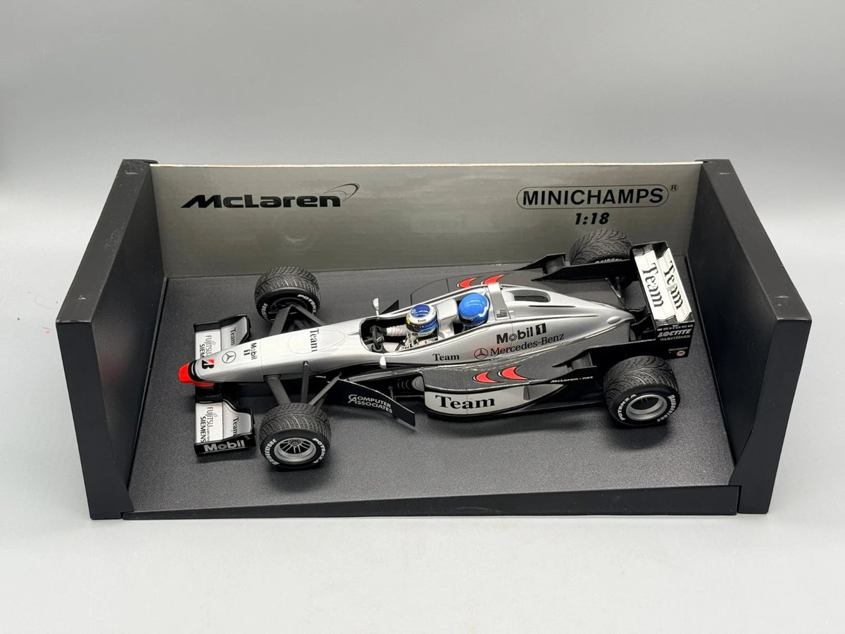 Modellautos 1:18 Minichamps McLaren Mercedes MP-498T Lapland 2000 + OVP