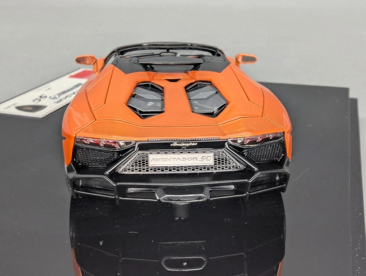 Eidolon Make Up 1:43 Lamborghini Aventador LP720-4 2013 Roadster Engine Set OVP