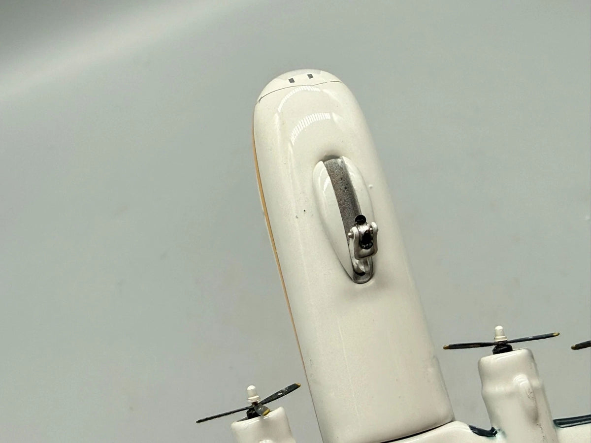 Modellflugzeug 1:200 Phoenix Models Aviation Traders ATL-98 Carvair mit OVP