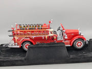 Modellautos 1:24 Yat Ming Road Signature 1935 Mack Type 75BX Feuerwehr mit OVP