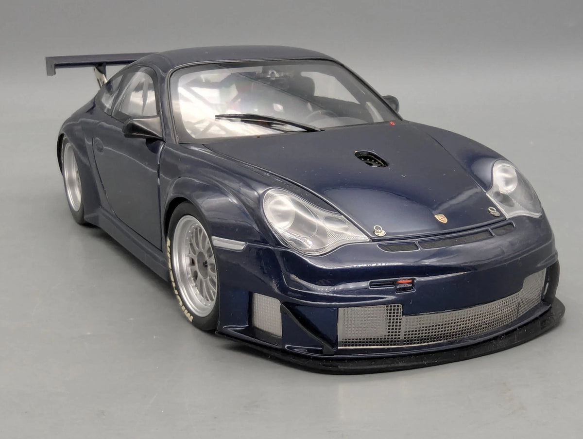 Modellautos 1:18 Minichamps Porsche 911 GT3 RSR 2004 Blau mit OVP