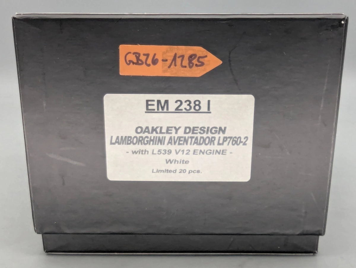Eidolon Make Up 1:43 Lamborghini Aventador LP760-2 Engine Set Oakley Weiß OVP