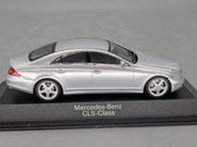 Modellautos 1:43 Minichamps Mercedes Benz CLS-Klasse mit Dealer OVP