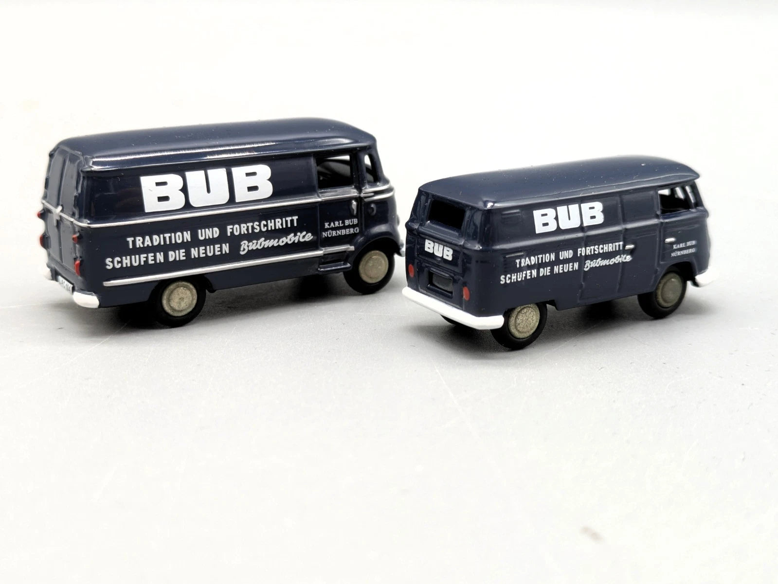 Modellautos 1:87 Premium ClassiXXs Bubmobile Jahresedition 2003 mit OVP