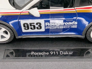 Modellautos 1:24 Bburago Porsche 911 Dakar mit Dealer OVP
