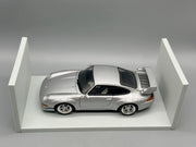 Modellautos 1:18 UT Models Porsche 911 GT2 Silber mit OVP