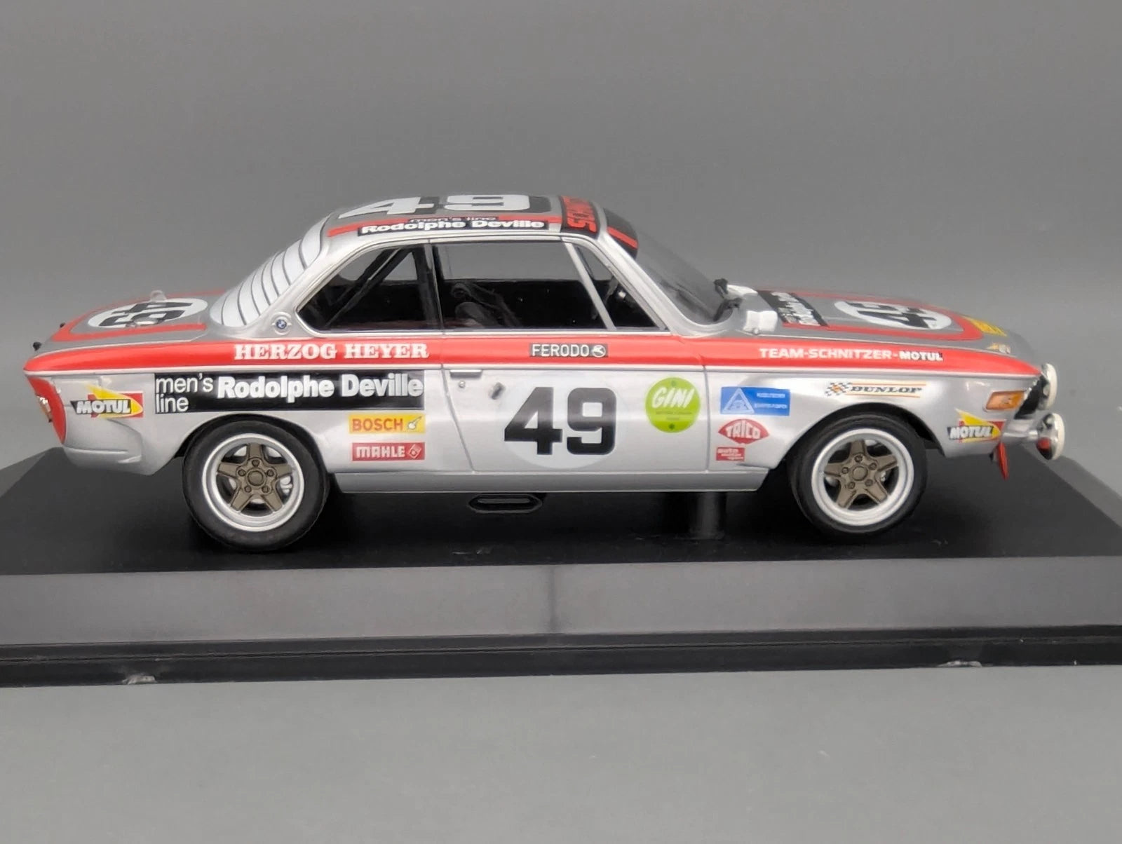 Modellautos 1:18 Minichamps BMW 2800 CS 24h Spa 1972 #49 Herzog + Heyer mit OVP