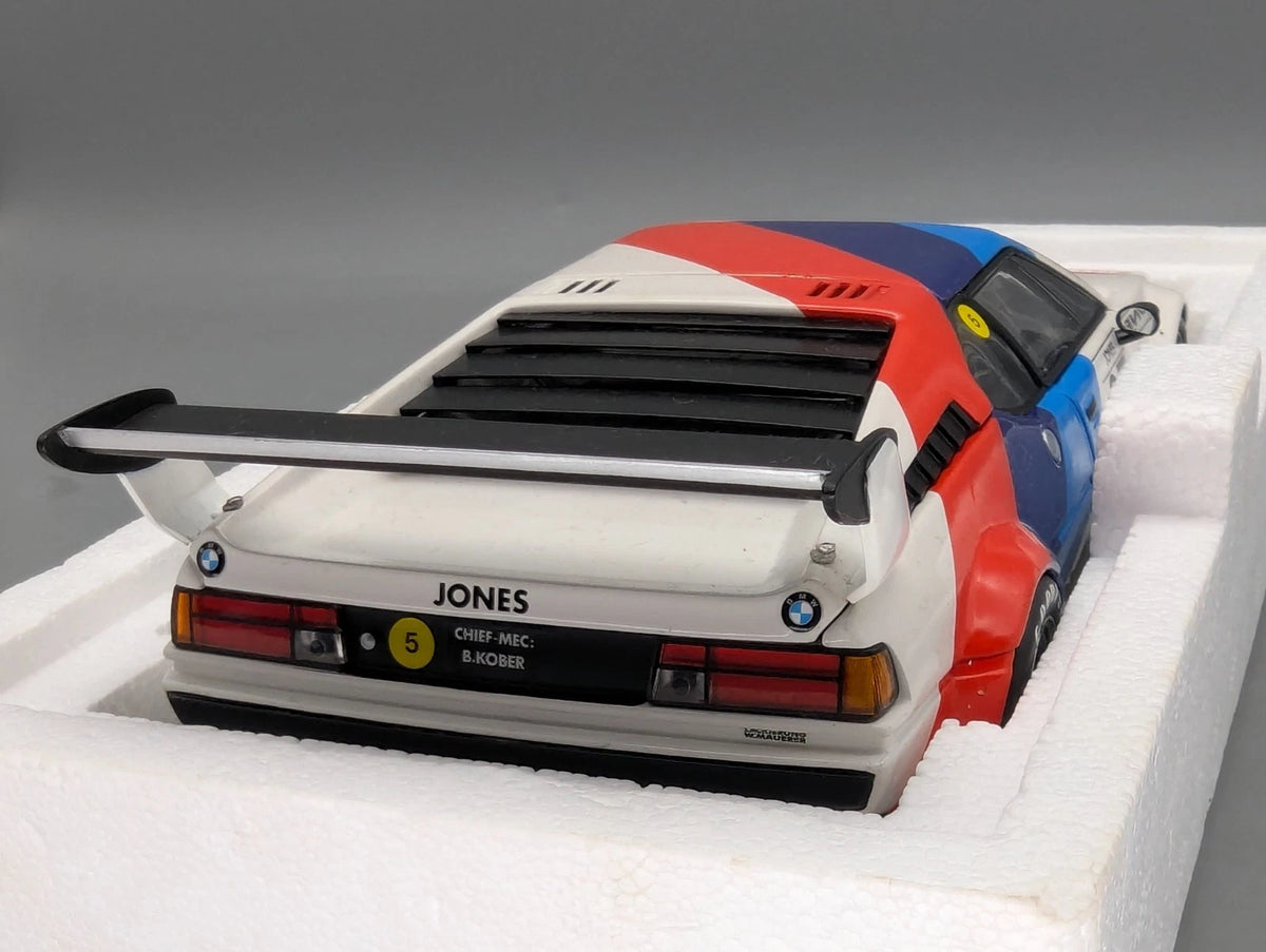 Modellautos 1:18 Minichamps BMW M1 Procar Series 1979 #27 O. Jones mit OVP