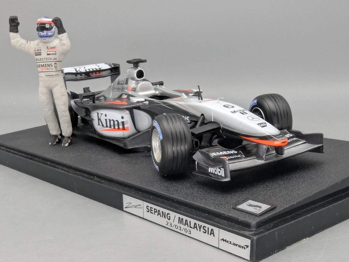 Modellautos 1:18 Hot Wheels Racing McLaren Mercedes 2003 GP #6  Raikkonen OVP