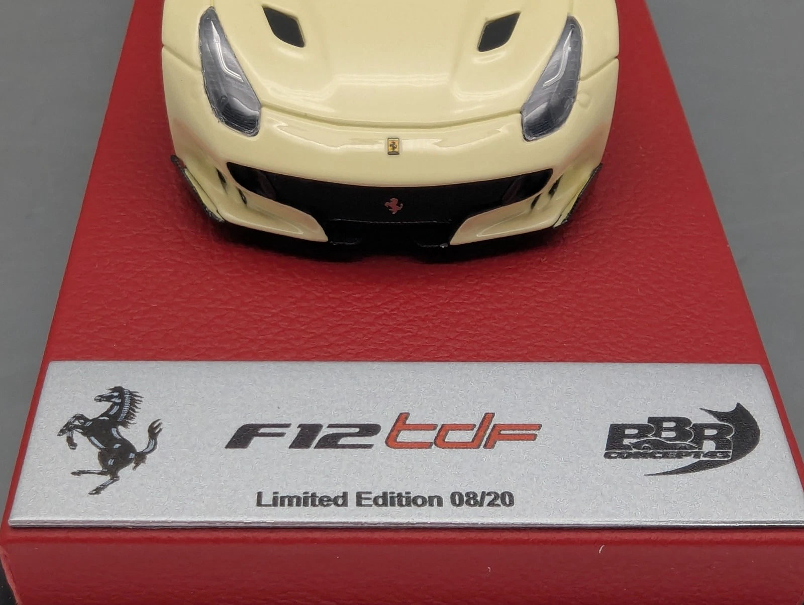 Modellautos 1:43 BBR Concept43 Ferrari F12 TDF Avorio Gloss 08/20 in OVP