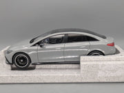 Modellautos 1:18 NZG Mercedes Benz EQE Alpin Grau Uni mit Dealer OVP