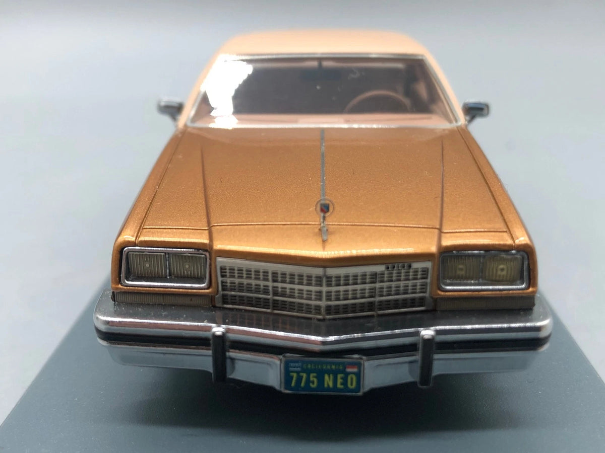 Modellautos 1:43 Neo Scale Models Buick Electra Sedan mit OVP
