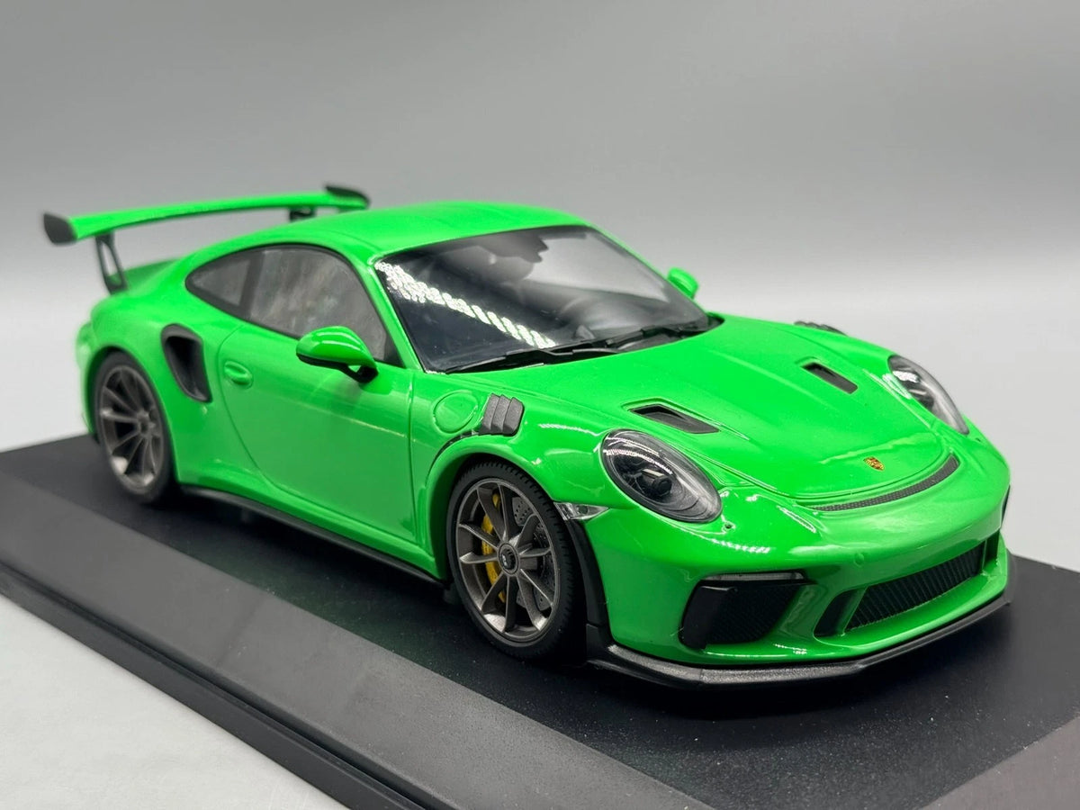 Modellautos 1:18 Minichamps Porsche 911 GT3 RS 991.2 2019 1 of 111pcs mit OVP