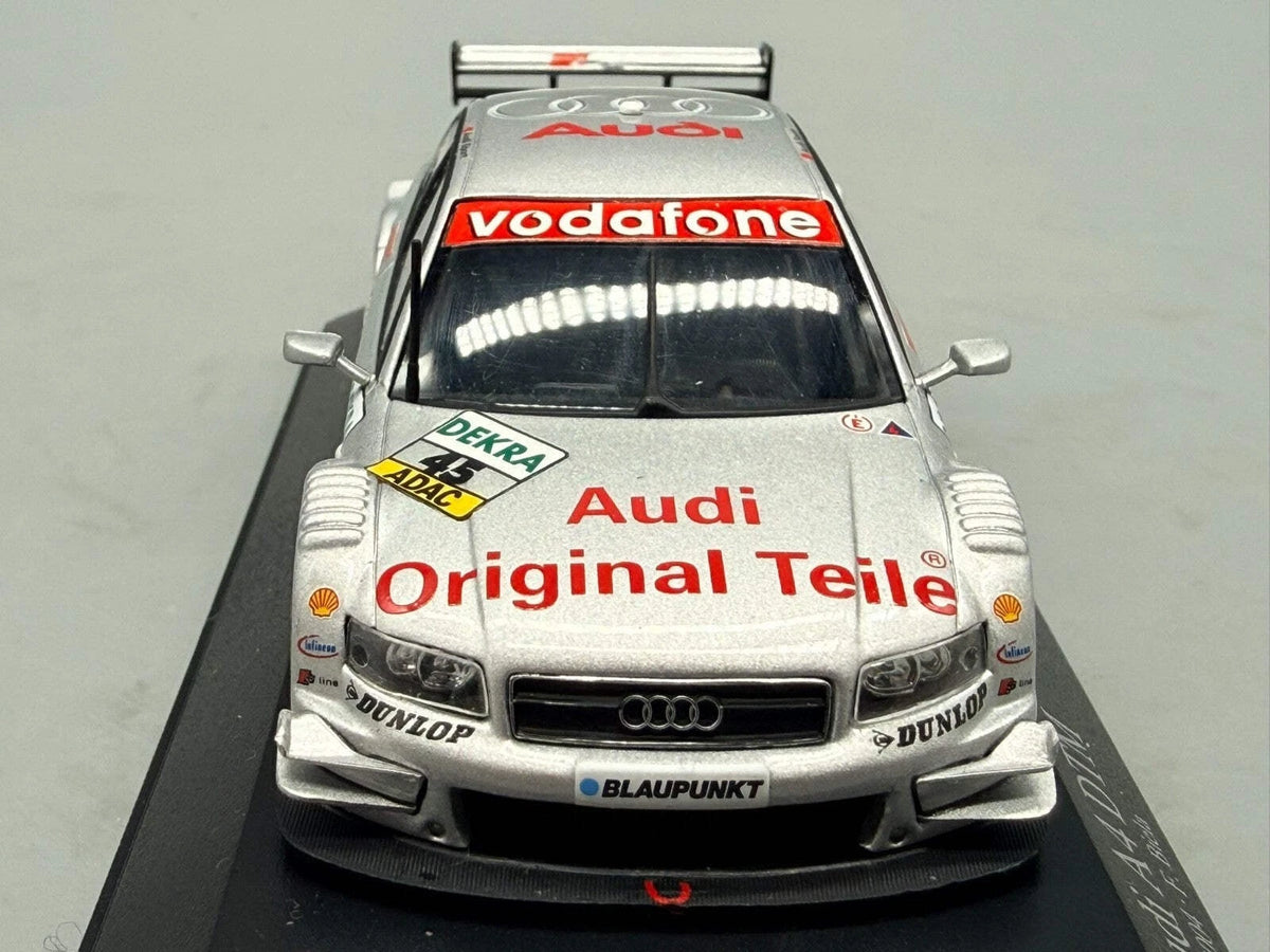 Modellautos 1:43 Minichamps Audi A4 DTM 2004 #45 Frank Biela mit OVP