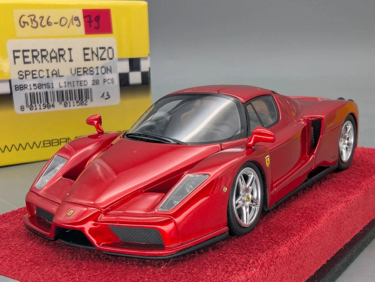 Modellautos 1:43 BBR Ferrari Enzo Special Version Ltd 13/20 mit Vitrine und OVP