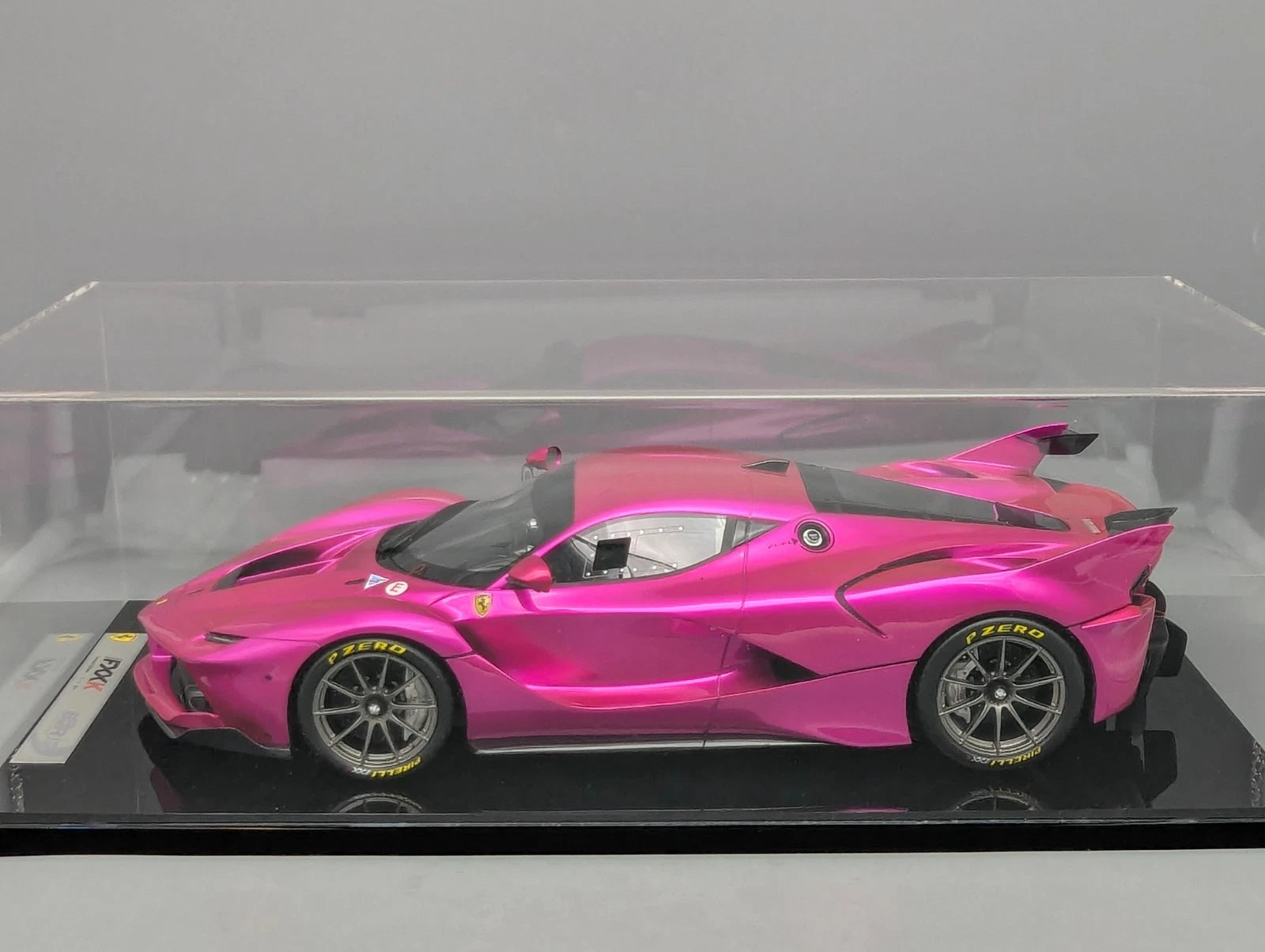 Modellautos 1:12 BBR Ferrari FXX-K 2014 Flash Pink Ltd 01/01 Vitrine OVP