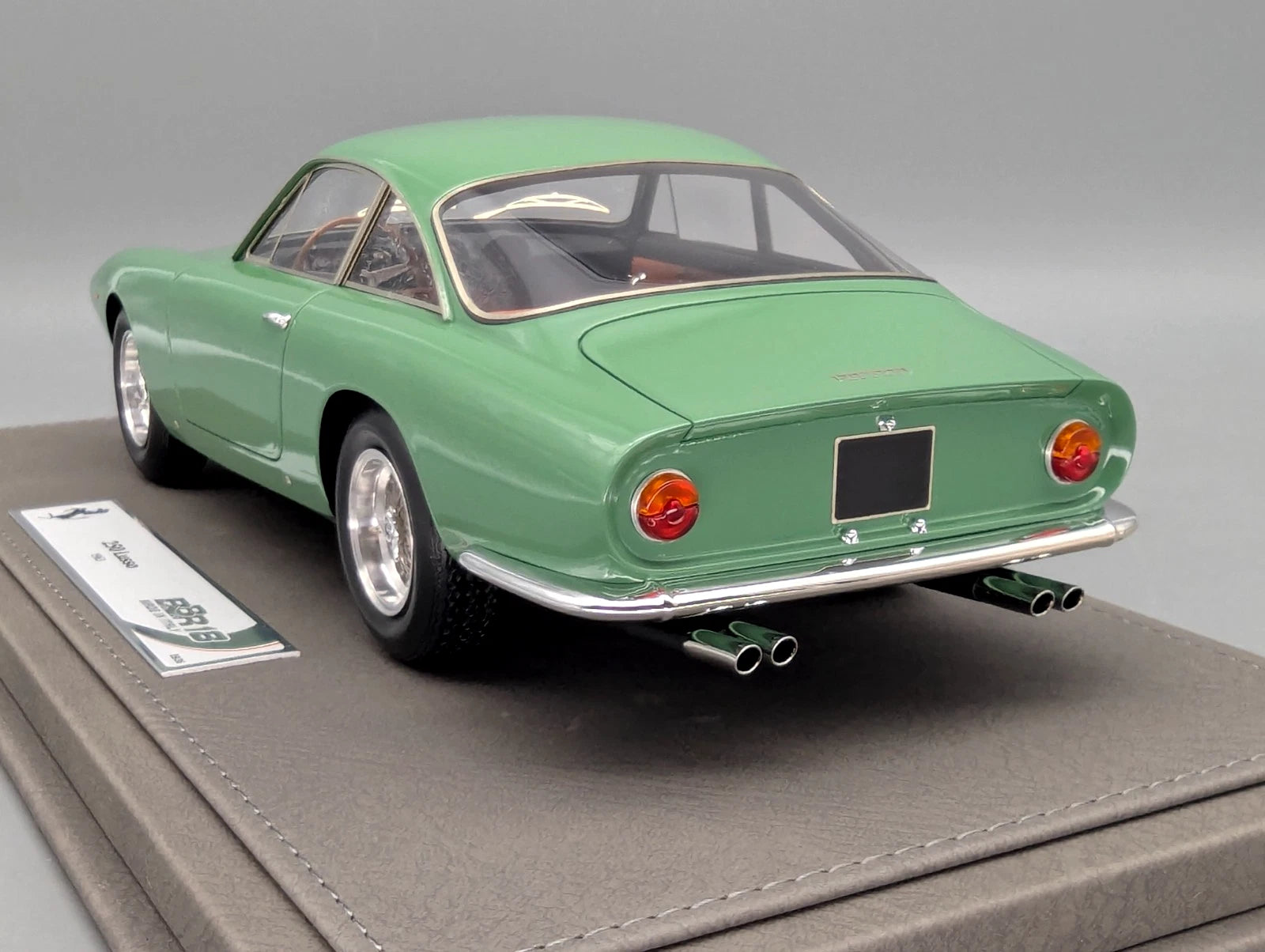 Modellautos 1:18 BBR Ferrari 250 Lusso 1963 Pastel Green 09/36 Stück mit OVP