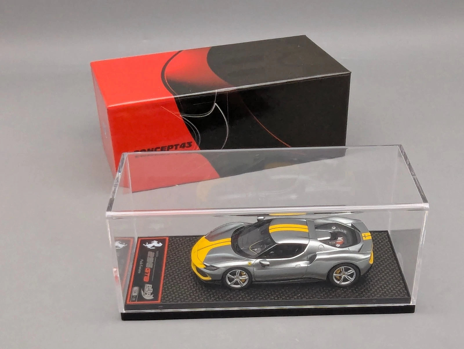 Modellautos 1:43 BBR Concept43 Ferrari 296 Assetto Fiorano Grigio Coburn mit OVP