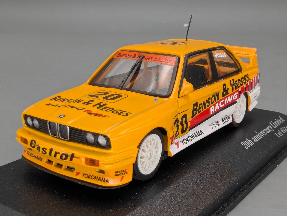 Modellautos 1:43 Minichamps BMW M3 Benson & Hedges #20 Jones