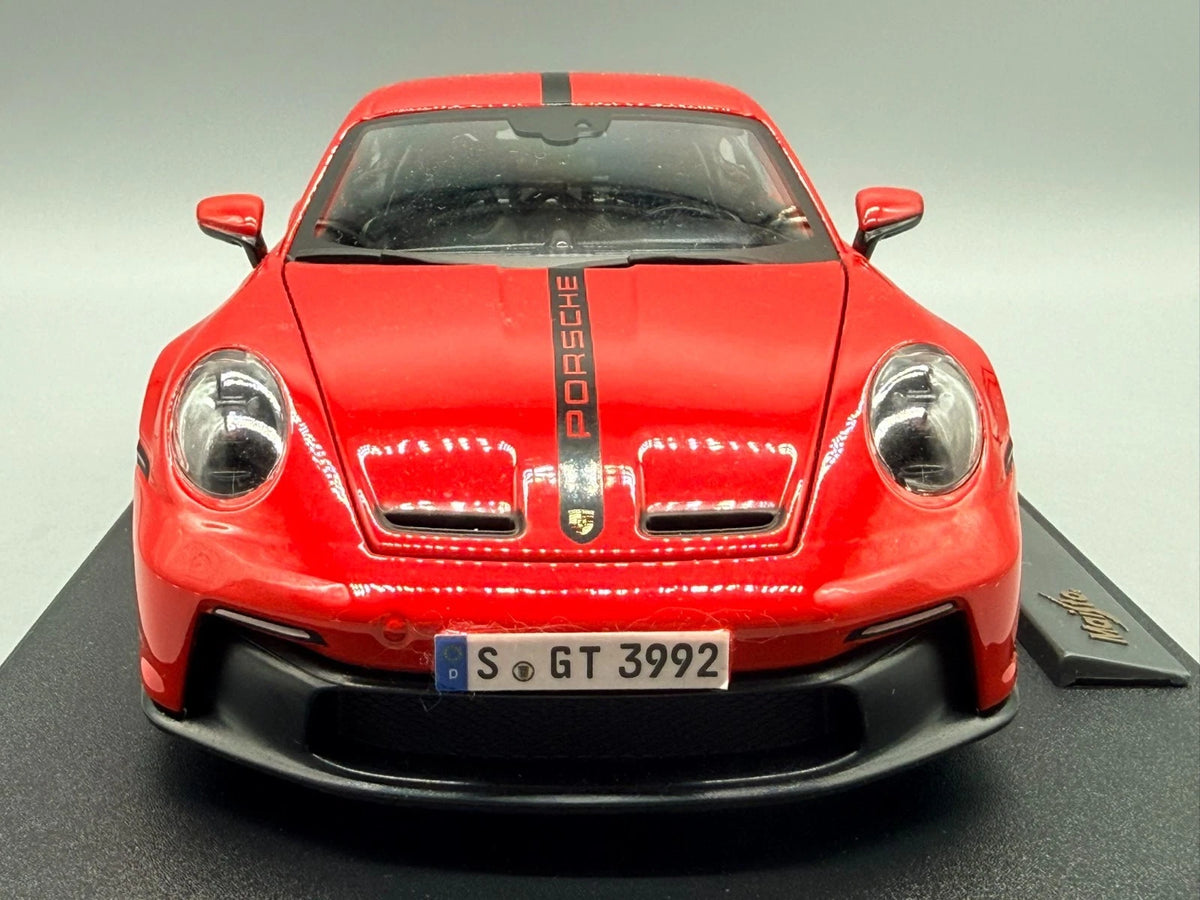 Modellautos 1:18 Maisto Porsche 911 GT3 Rot mit OVP