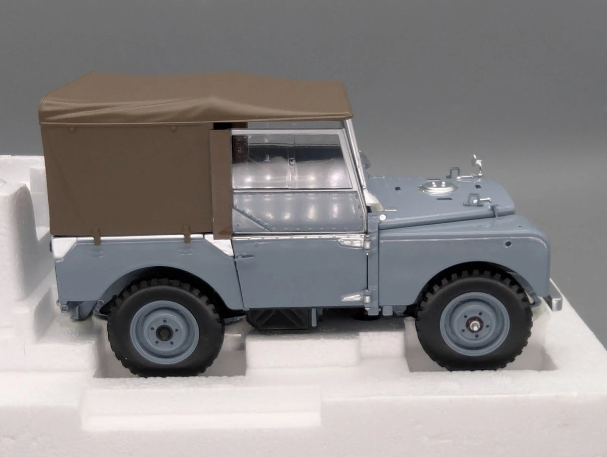 Modellautos 1:18 Minichamps Land Rover 1949 Grau mit OVP