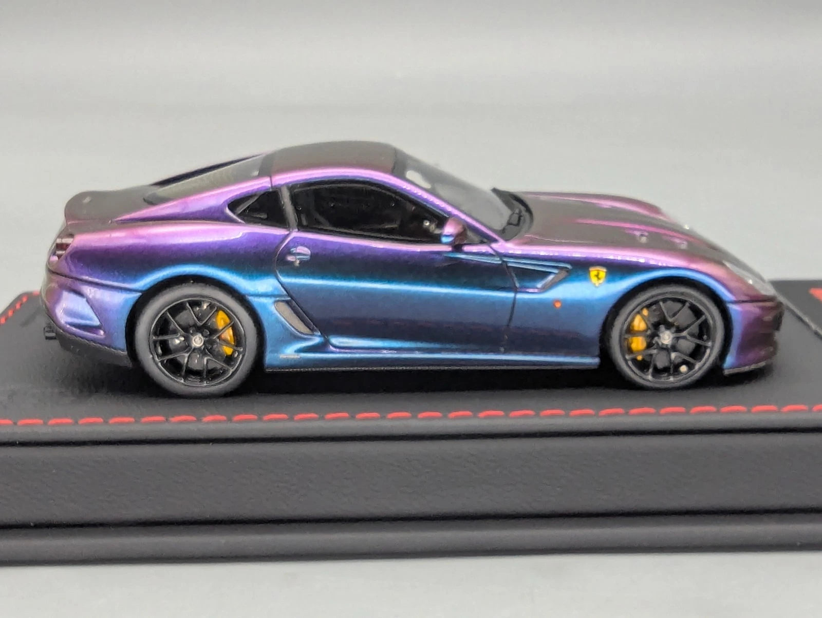 Modellautos 1:43 BBR Executive Calsito Ferrari 599 GTO Chameleon Ltd 04/20 OVP