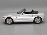 Modellautos 1:18 Kyosho BMW Z4 Cabriolet Silber