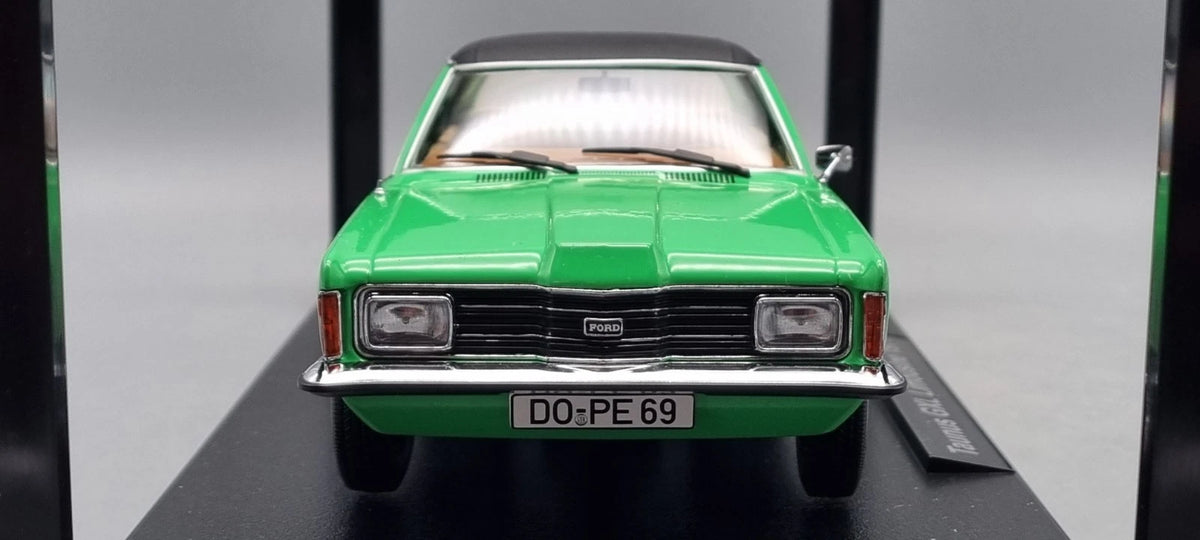 Modellautos 1:18 KK Scale Ford Taunus GXL Limousine 1971 grün OVP