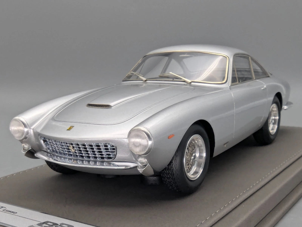 Modellautos 1:18 BBR Ferrari 250 GT Lusso S/N 4335 1963 Silber Ltd 01/36 mit OVP