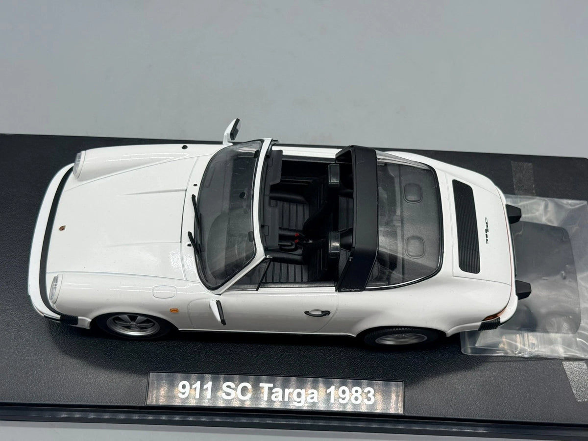 Modellautos 1:18 KK-Scale Porsche 911 SC Targa 1983 mit OVP