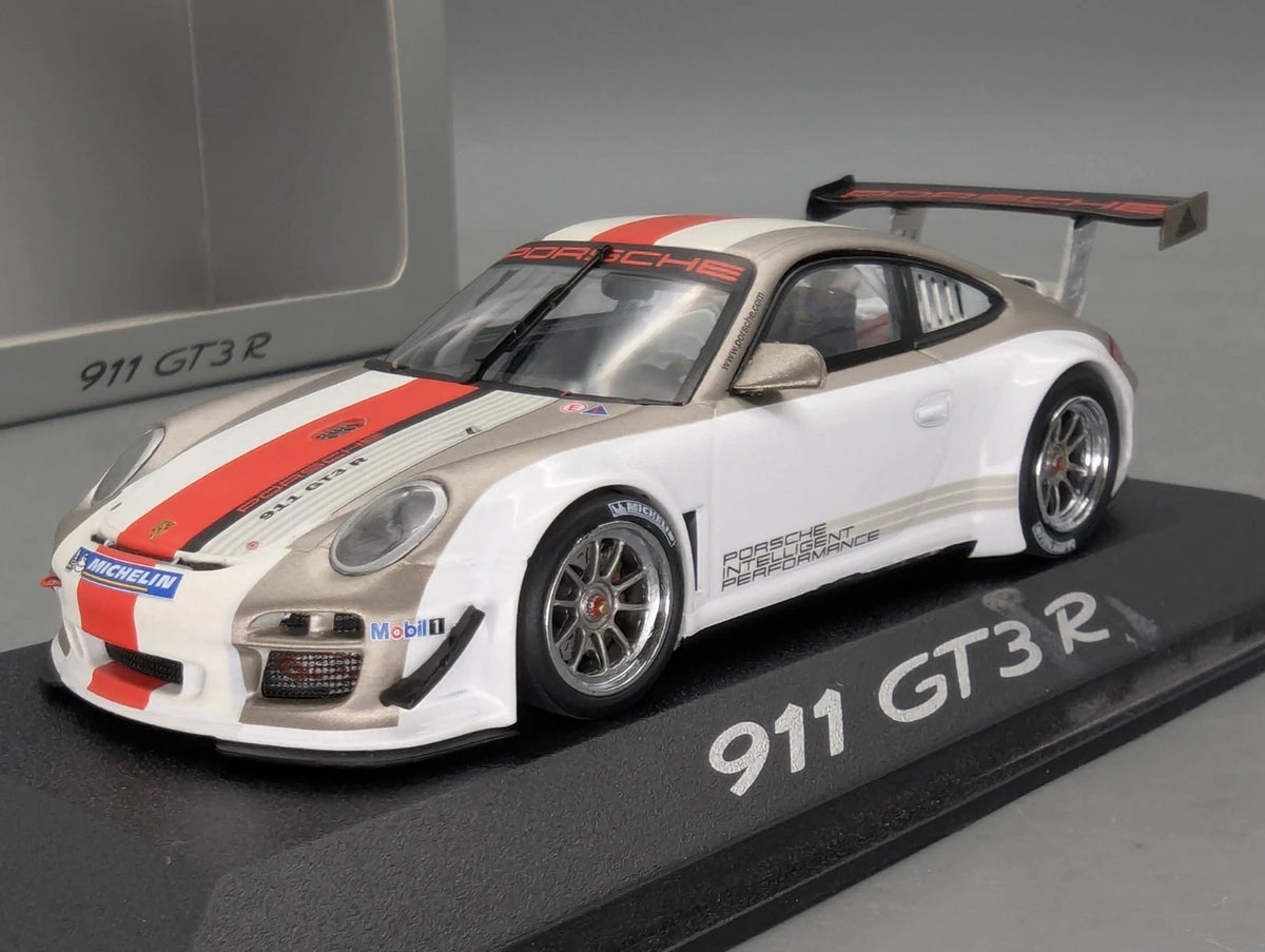 Modellautos 1:43 Minichamps Porsche 911 GT3 R mit WAD Dealer OVP