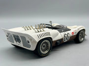 Modellautos 1:18 AUTOart Millennium Chaparral 2 #66 mit OVP