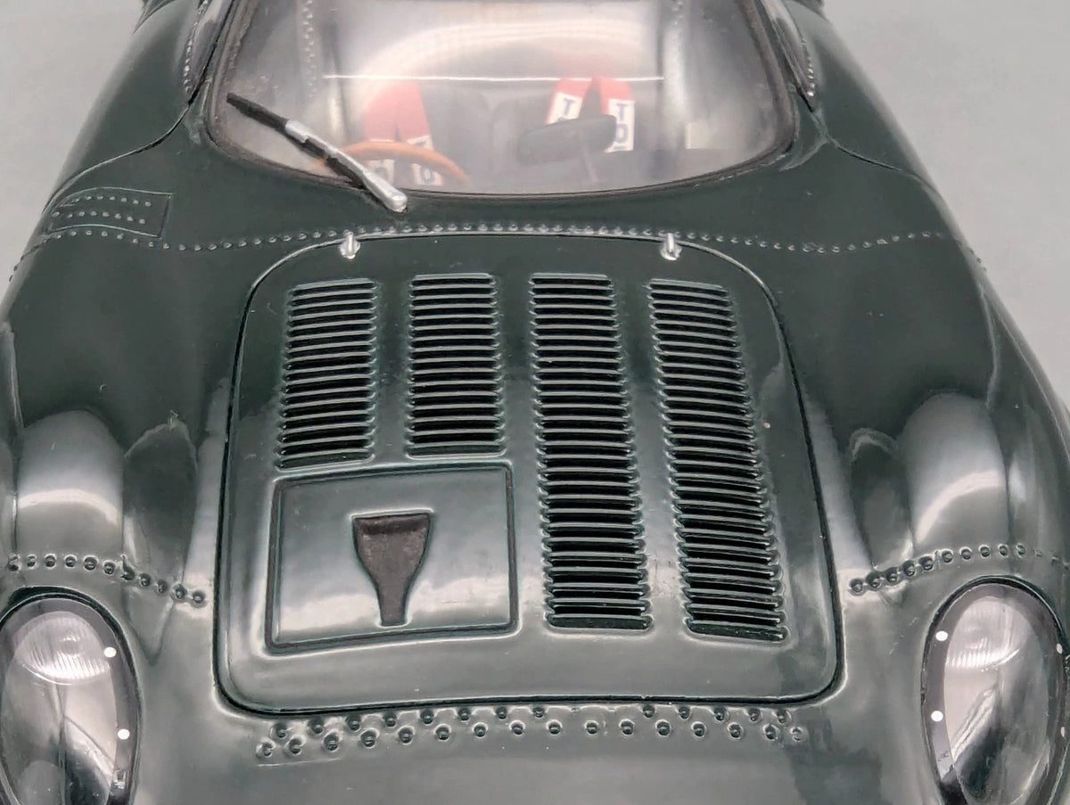 Modellautos 1:18 AUTOart 73541 Jaguar XJ13 Grün mit OVP