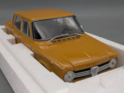 Modellautos 1:18 Minichamps Alfa Romeo Giulia 1300 Super 1970 Ocker Ochre OVP