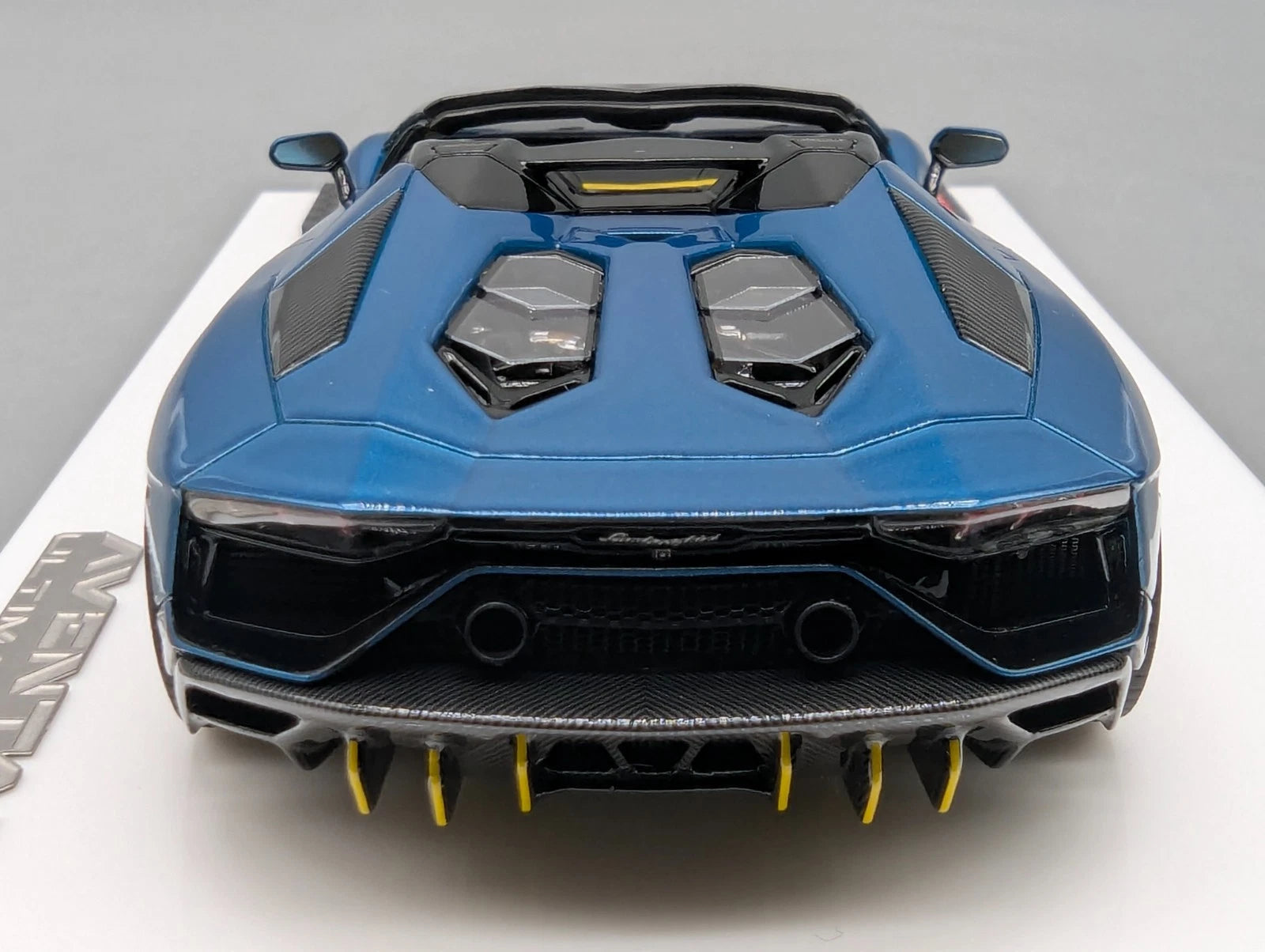 Eidolon Make Up 1:43 Lamborghini Aventador LP780-4 Ultimae Roadster 31/60 OVP