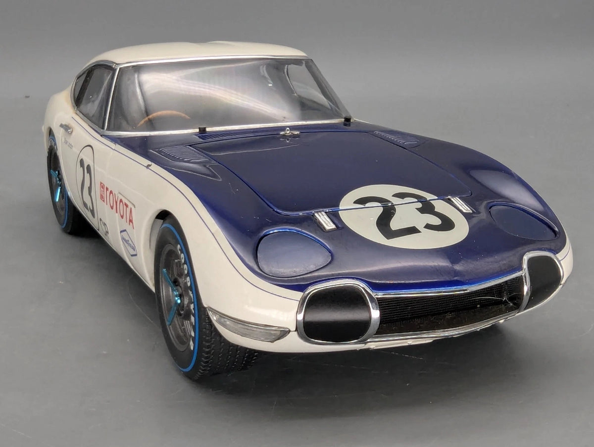 Modellautos 1:18 AUTOart Millenium 86815 Toyota 2000 GT SCCA 1968 #1 mit OVP