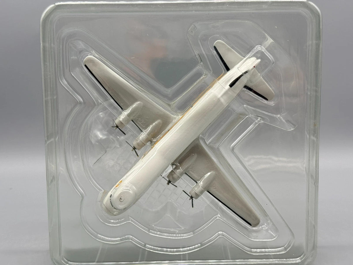 Modellflugzeug 1:200 Phoenix Models Aviation Traders ATL-98 Carvair mit OVP