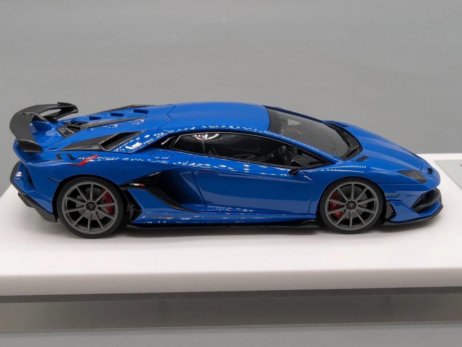 Eidolon Make Up 1:43 Lamborghini Aventador SVJ Blu Le Mans Ltd 15/80 OVP