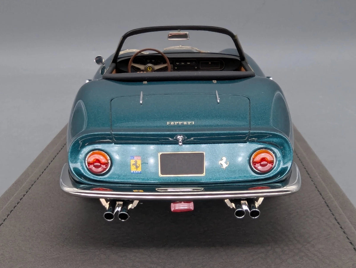 Modellautos 1:18 BBR Ferrari 275 GTB/4 Spider NART S/N 10917 01/36 pcs OVP