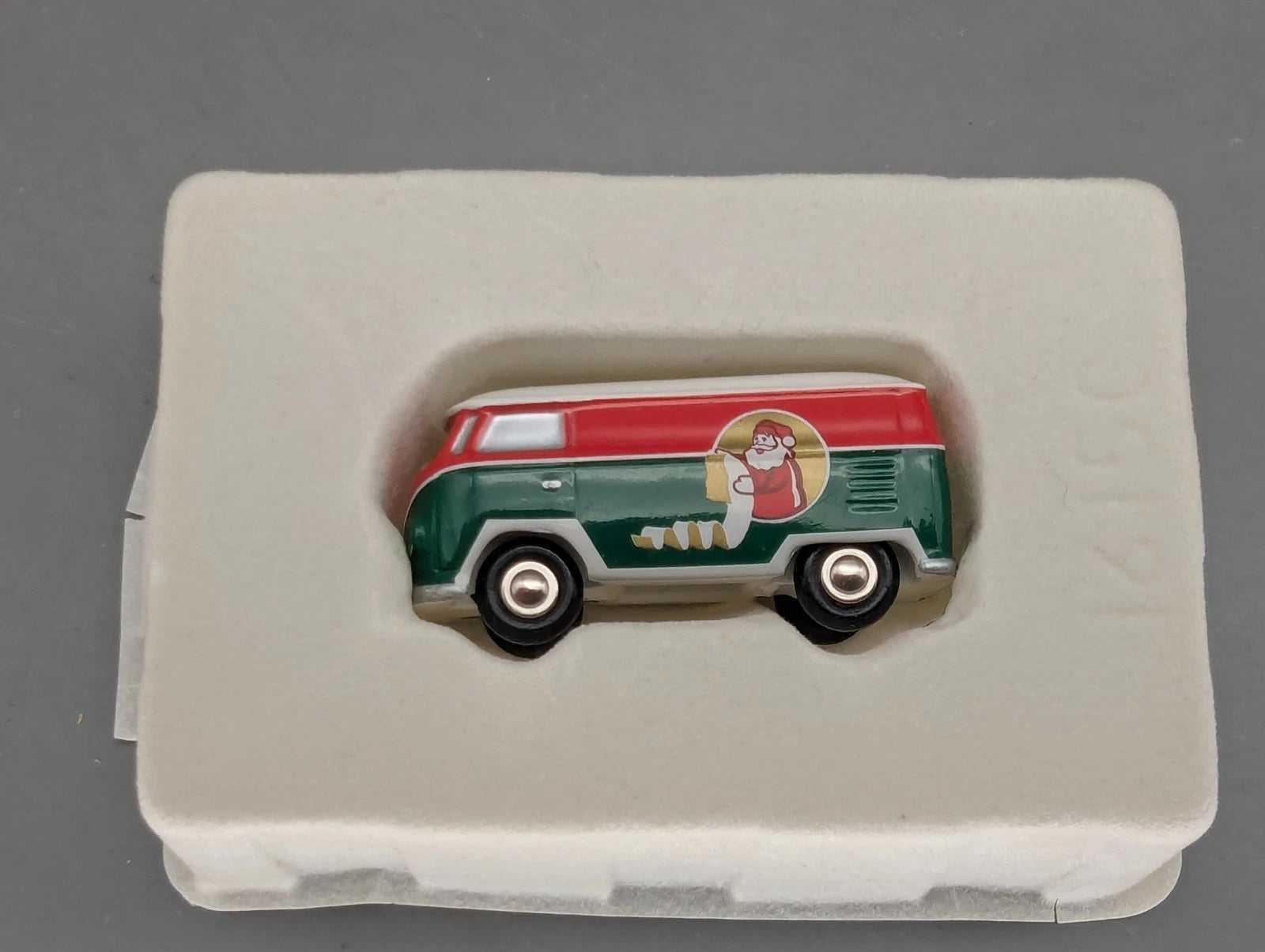 Modellautos 1:90 Schuco Piccolo Volkswagen VW T1  Weihnachten 2006 in OVP