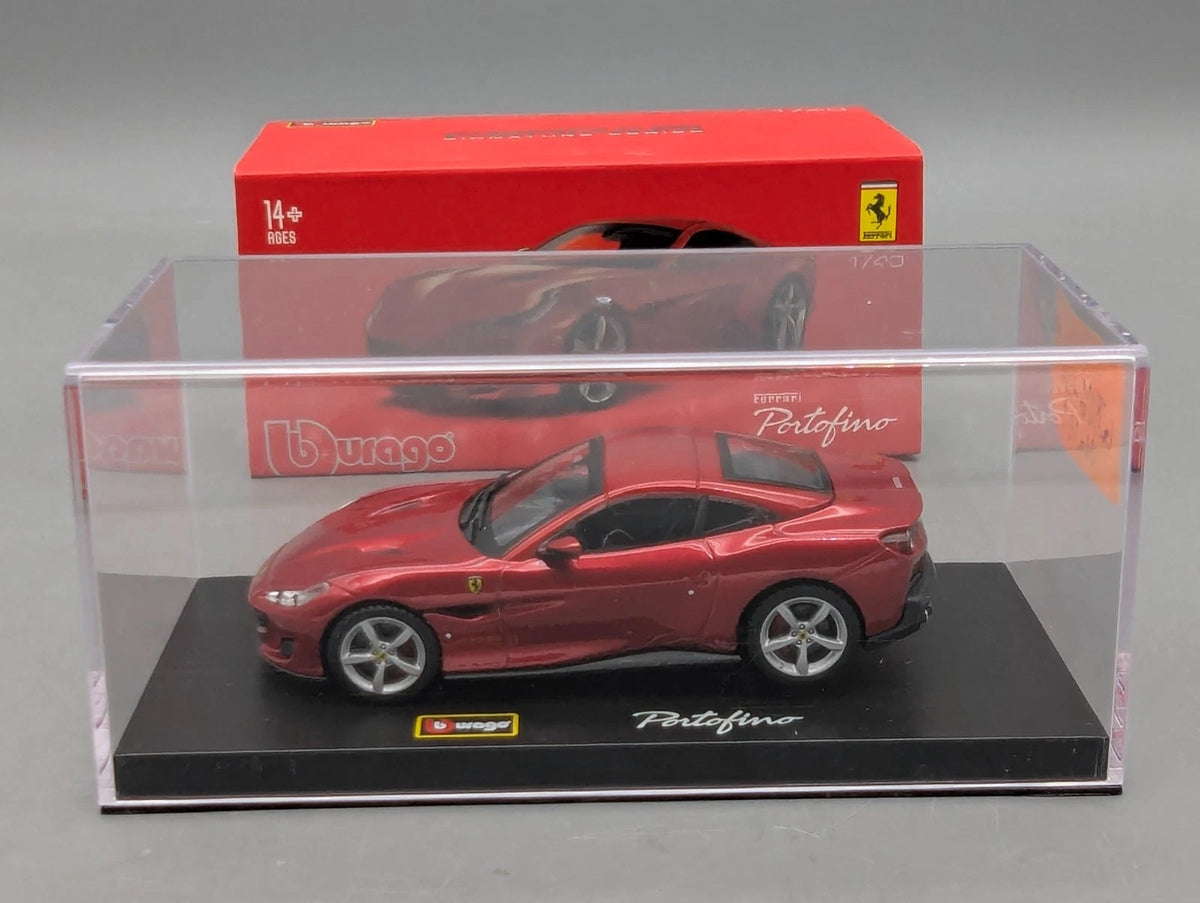 Modellautos 1:43 Bburago Ferrari Portofino Rot Metallic in Vitrine mit OVP