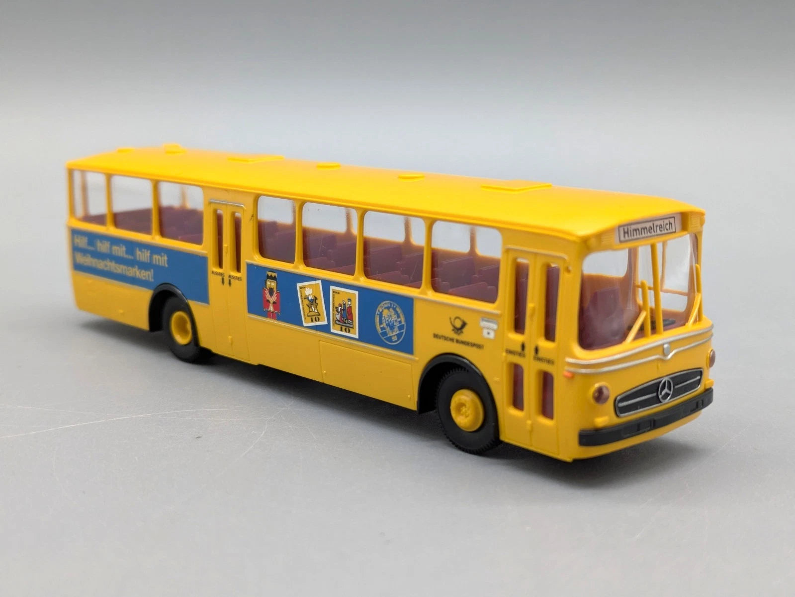 Bus Modell 1:87 Brekina Mercedes Benz  0 317K "Weihnachts-Edition 2008" mit OVP