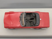 Modellautos 1:18 Britains Ertl Triumph TR6  Rot mit OVP