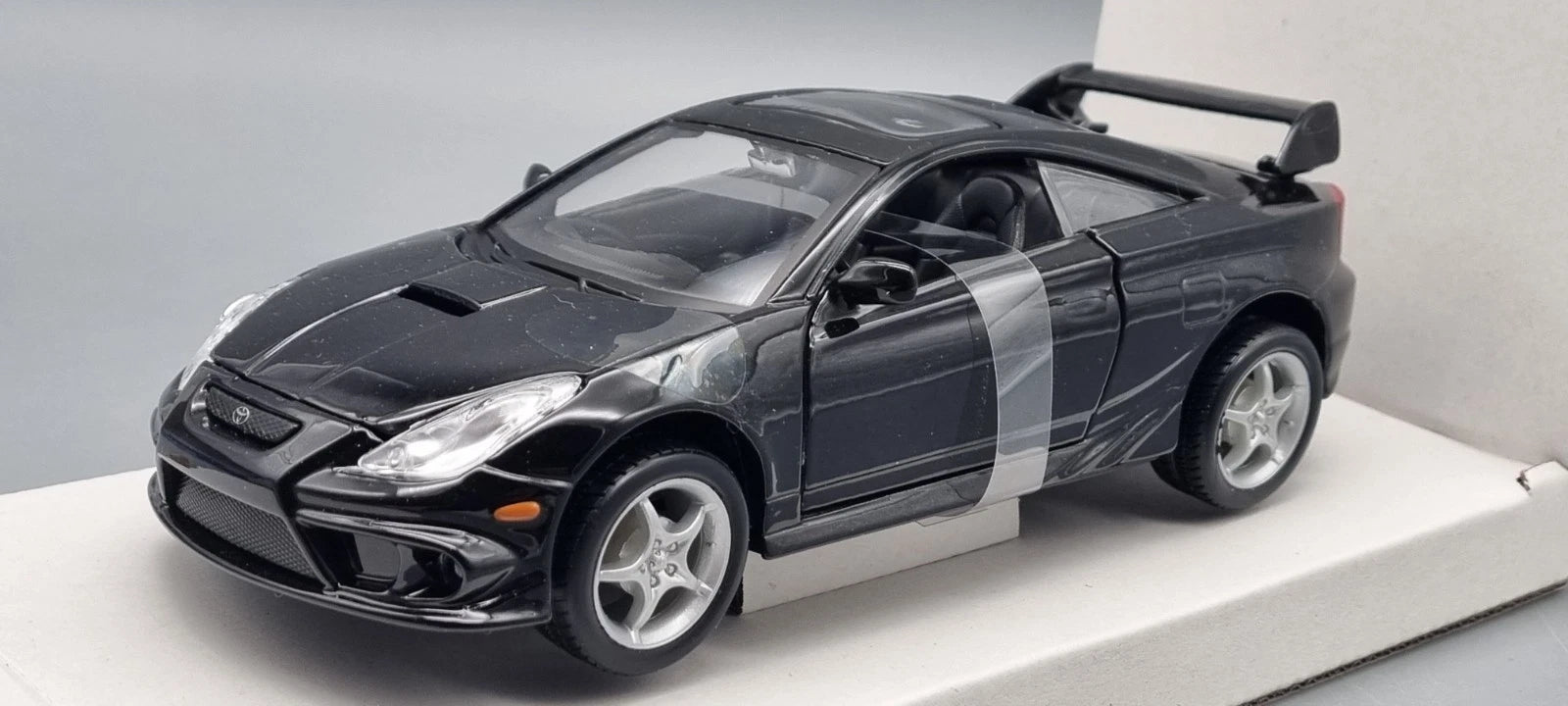 Modellautos 1:24 Maisto Toyota Celica GT-S schwarz OVP