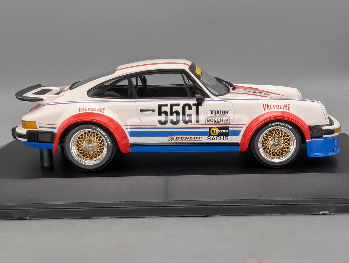Modellautos 1:18 Minichamps Porsche 934 ADAC 300 km EGT 1976 #55GT E. Sindel OVP