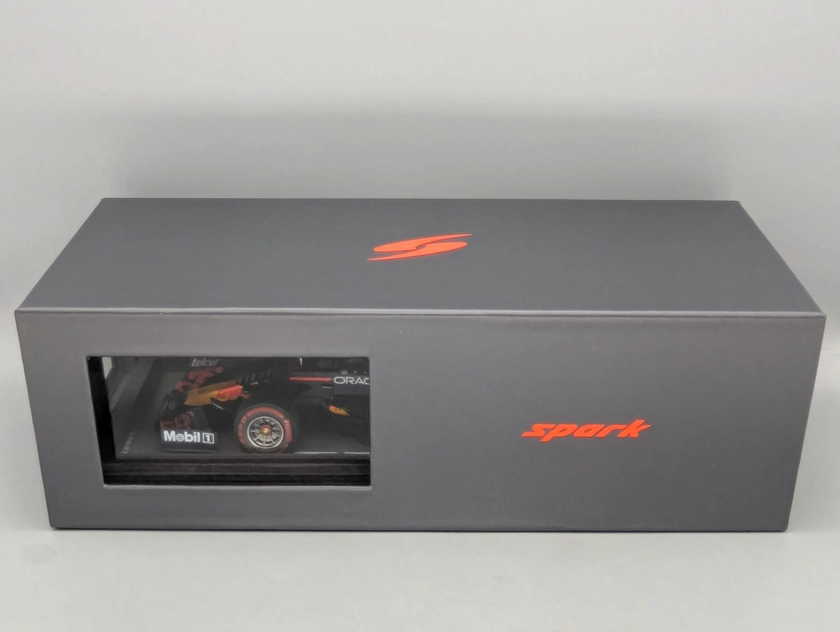 Modellautos 1:18 Spark Honda Red Bull RB16B WINNER Abu D 2021 #33 Verstappen OVP